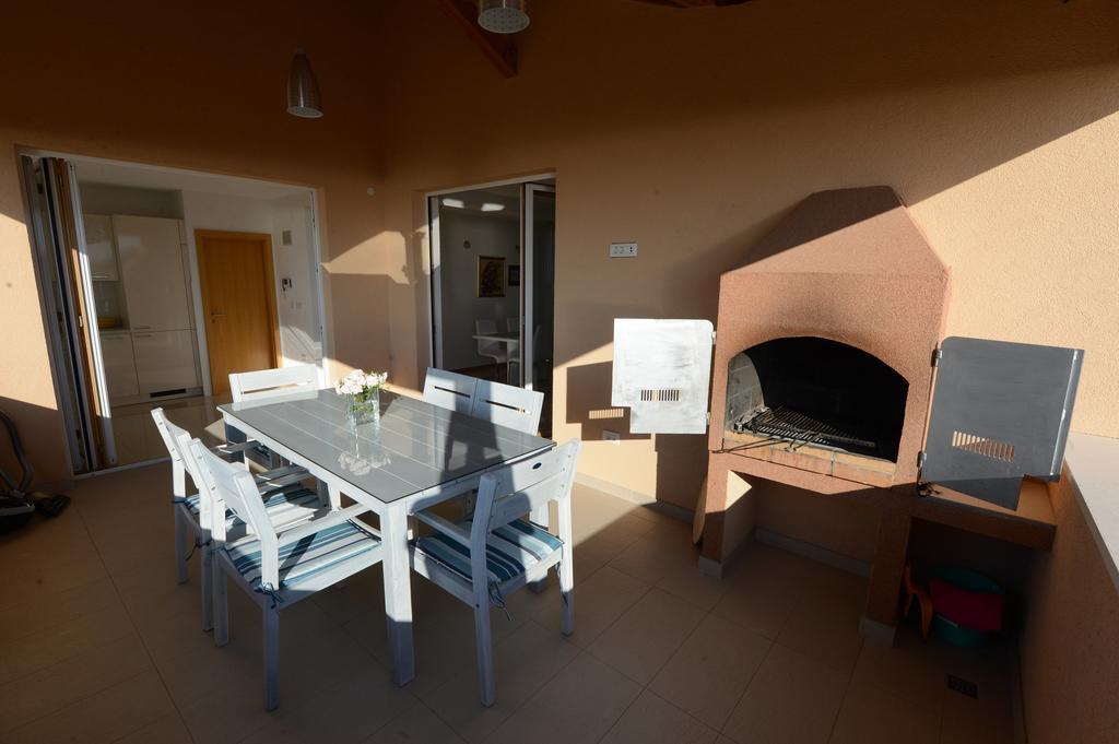 Apartment Mara Петрчане Номер фото